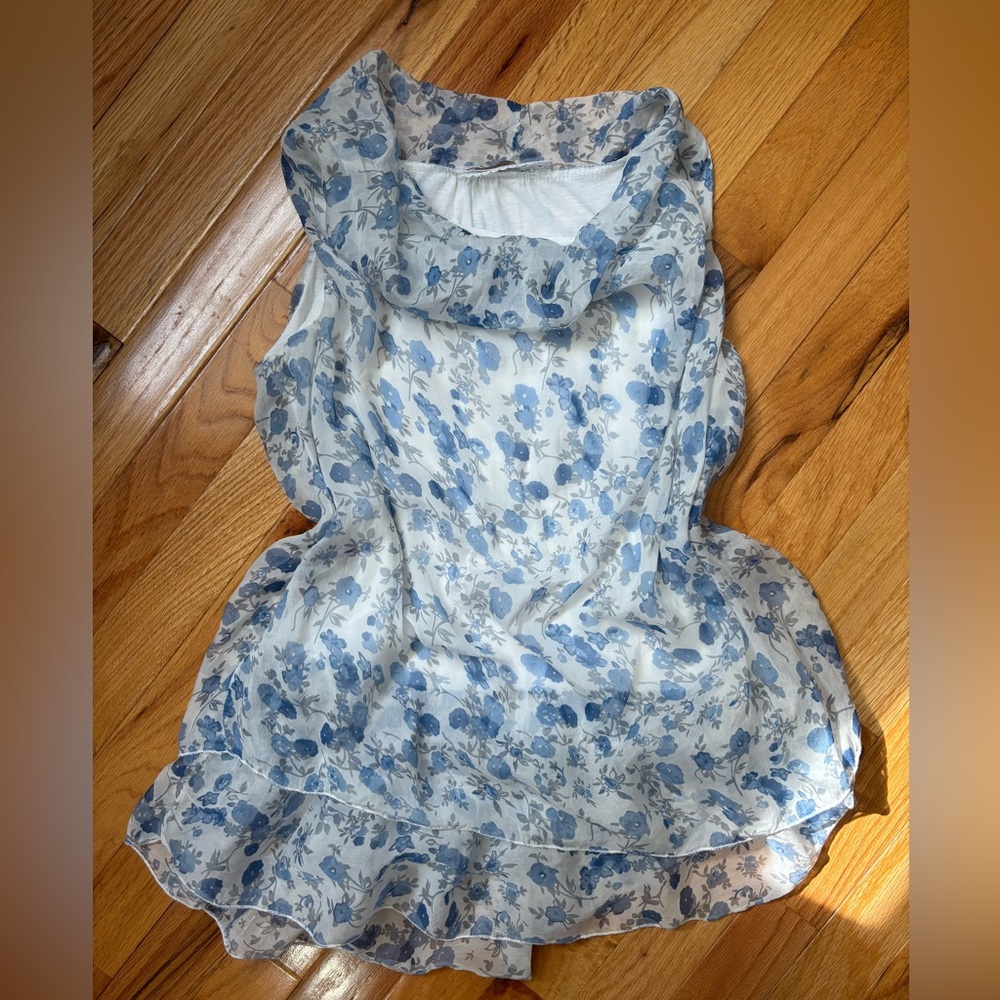 Cosmo Sleeveless Blouse